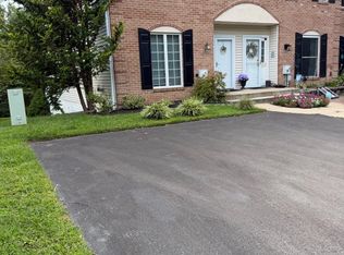 4704 Weatherhill Dr, Wilmington, DE 19808
