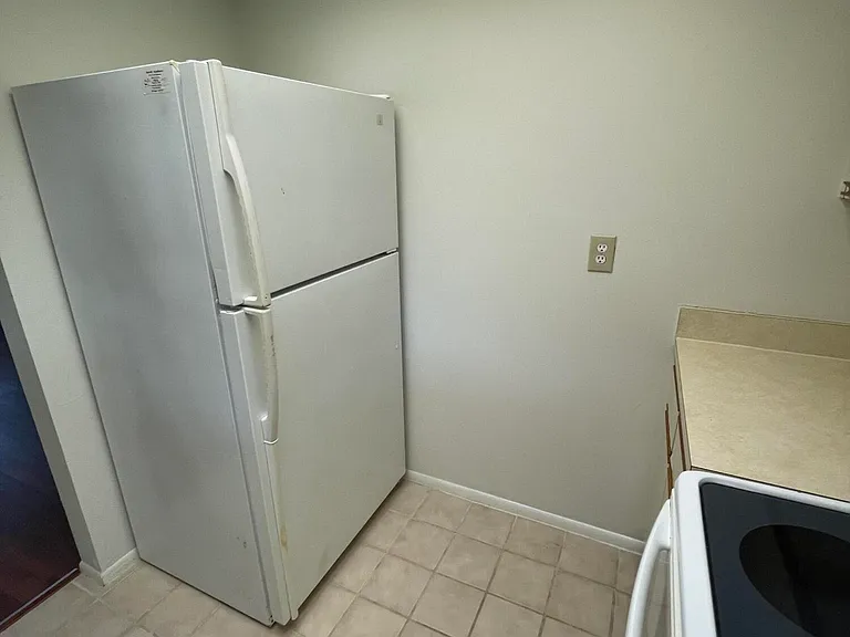 1550 SE Royal Green Cir #P203 — Photo 5