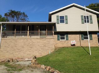 889 Strangford Rd, Blairsville, PA 15717