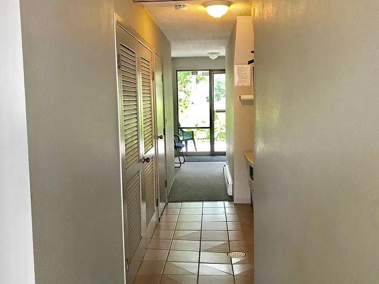 605 E Main St #7 — Photo 13