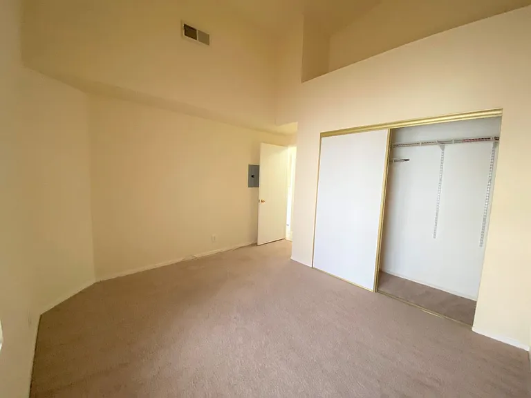 7211 Indian Creek Ln #203 — Photo 17