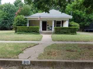212 Forrest Ave, Cleburne, TX 76033