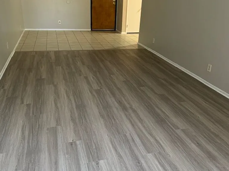 7817 Vineland Ave — Photo 10