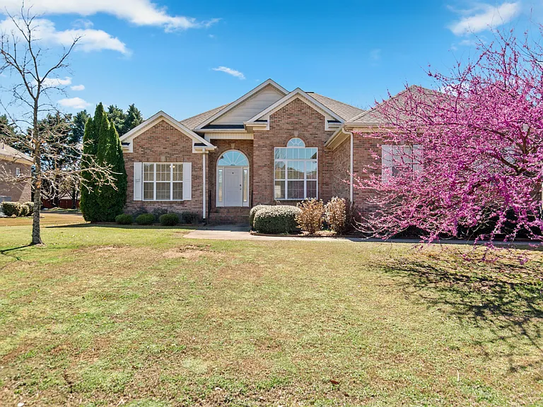 206 Bob G Hughes Blvd — Photo 1