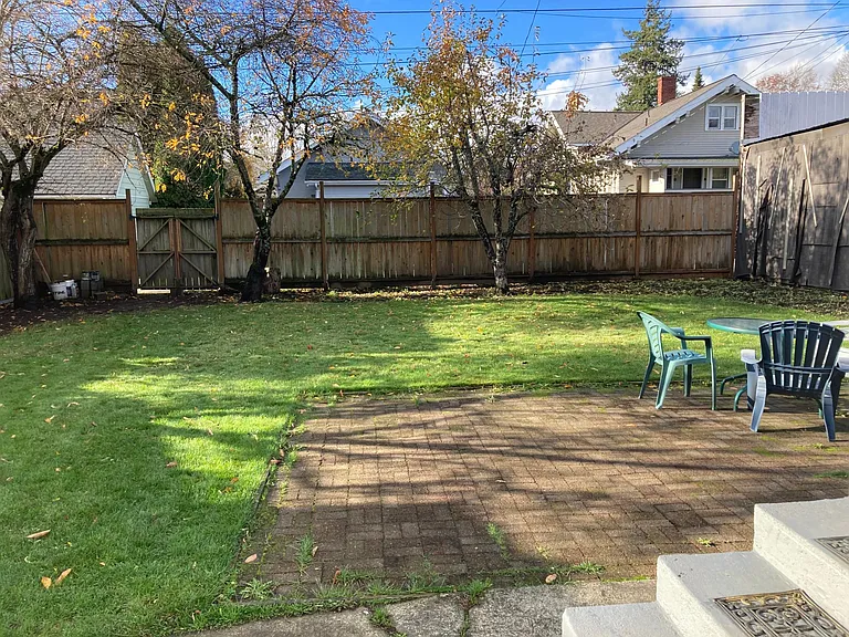 2321 Kulshan St — Photo 30