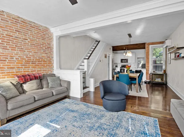 4751 Fowler St, Philadelphia, PA 19127