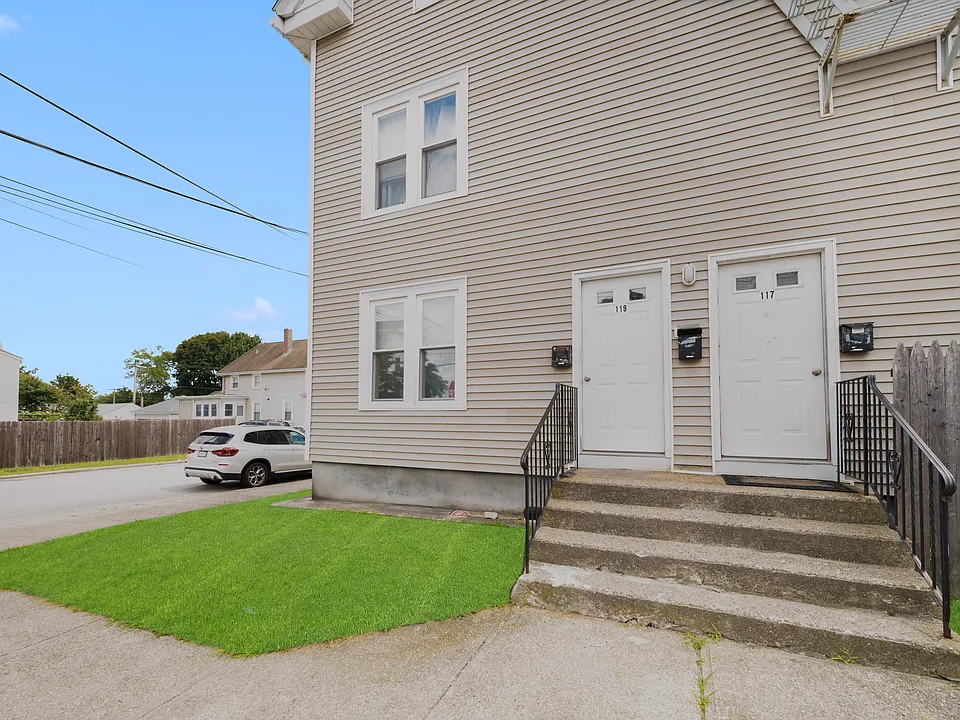 117 Englewood Ave #1