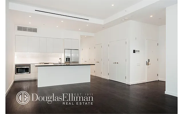 Rented by Douglas Elliman | media 19