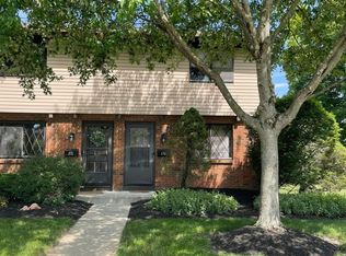 174 Nottingham Ct, Westerville, OH 43081