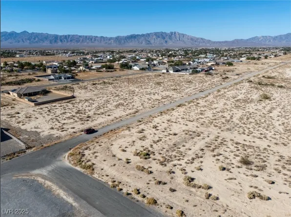 2730 S Olvido Ave, Pahrump, NV 89048