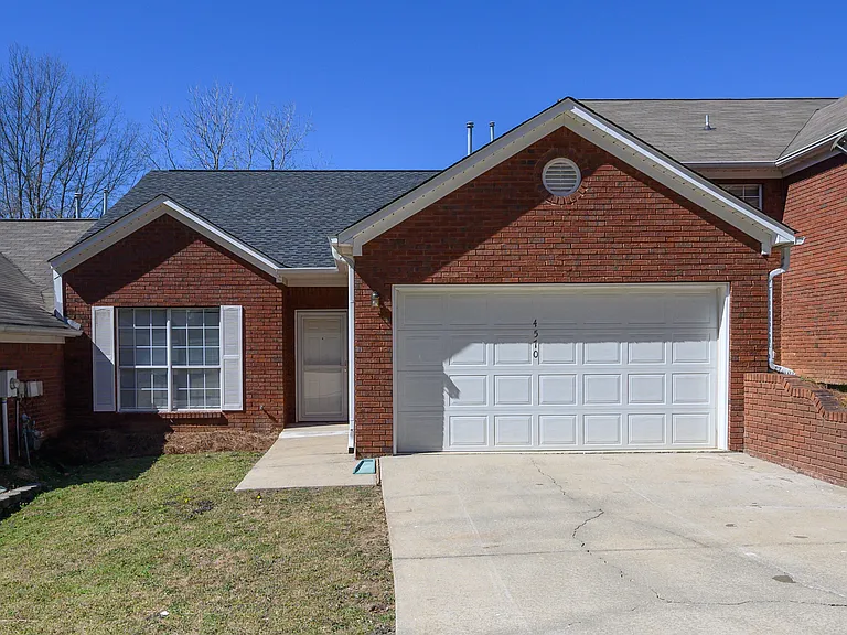 4570 Haley St — Photo 1