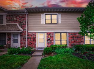 4132 Brentwood Ln, Waukegan, IL 60087
