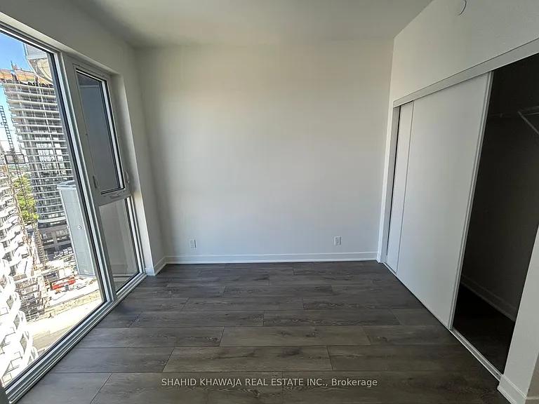 10 Flavelle Trl W #1302 — Photo 14