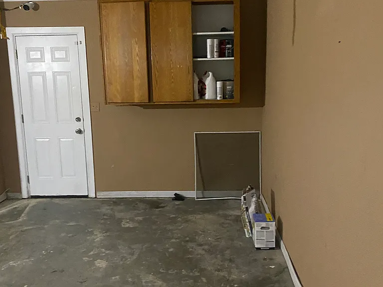 16510 Lakeshore Dr — Photo 20