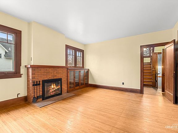 5th image of 118 S Union St