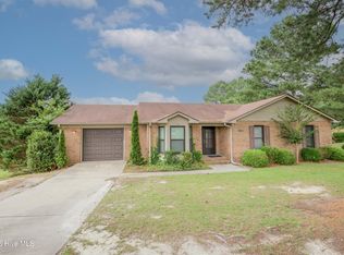 201 Sarason Pl, Vass, NC 28394