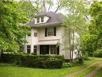 1st image of 12558 Clifton Blvd
