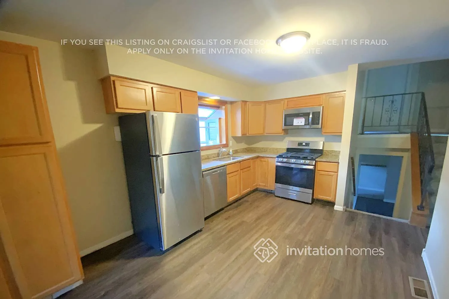 26W257 Harrison Ave Winfield, IL 60190 — Photo 3