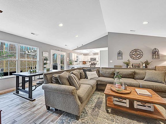 5th image of 5442 Creekhead Cove Ln