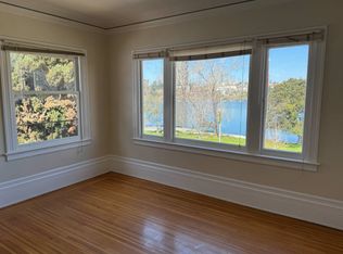 2060 Lakeshore Ave #2060, Oakland, CA 94606