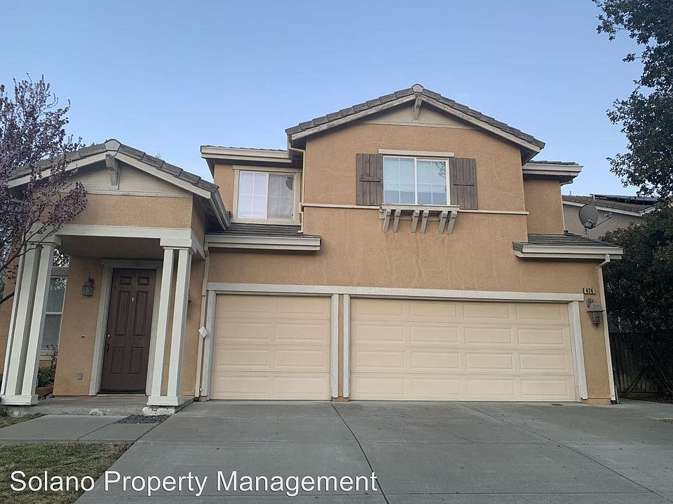 1st image of 474 Mountain Meadows Dr
