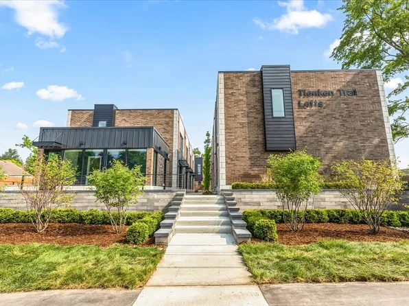 Tienken Trail Lofts, 460 W Tienken Rd #460, Rochester, MI 48306