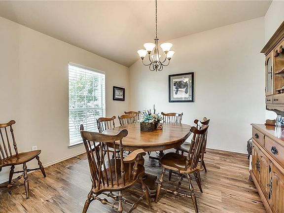 5th image of 2136 Saler Dr