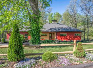 715 Lake Forest Dr, Knoxville, TN 37920