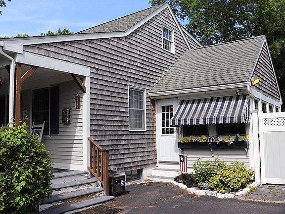 4th image of 26 Robin Ln