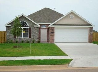 2405 SW Huntwick Ave, Bentonville, AR 72712