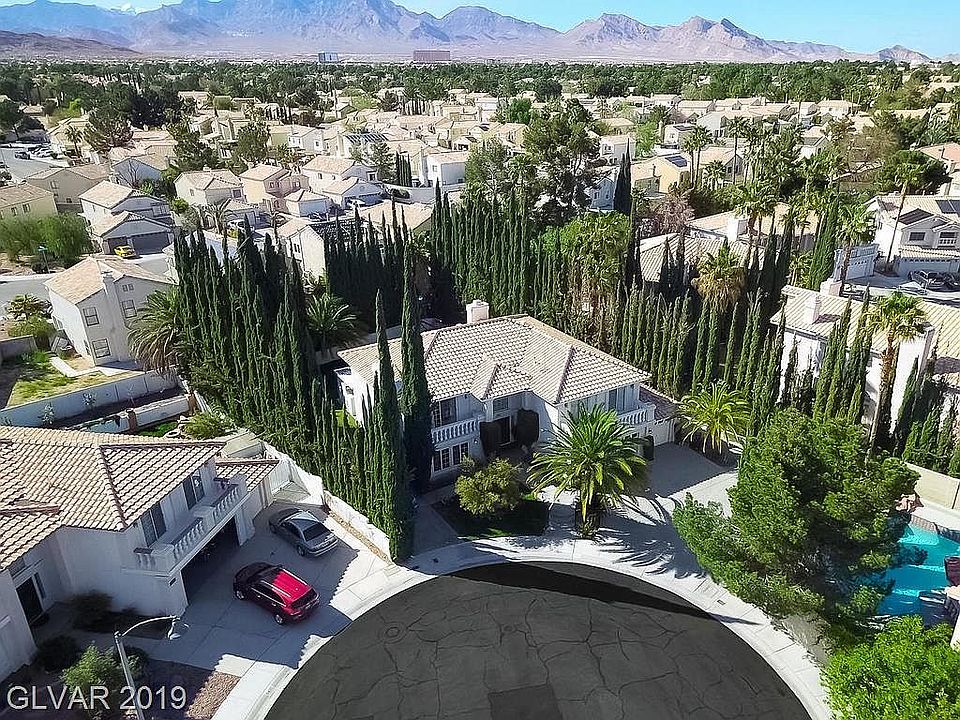1st image of 9428 Angelfish Dr