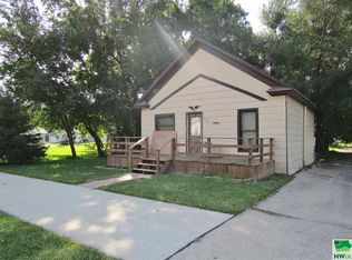 410 W 4th St, South Sioux City, NE 68776