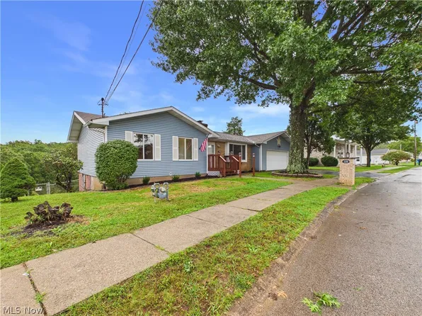 329 Wakefield Dr, Washington, WV 26181