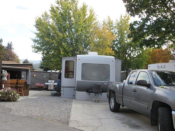 2nd image of 415 Commonwealth Rd #727