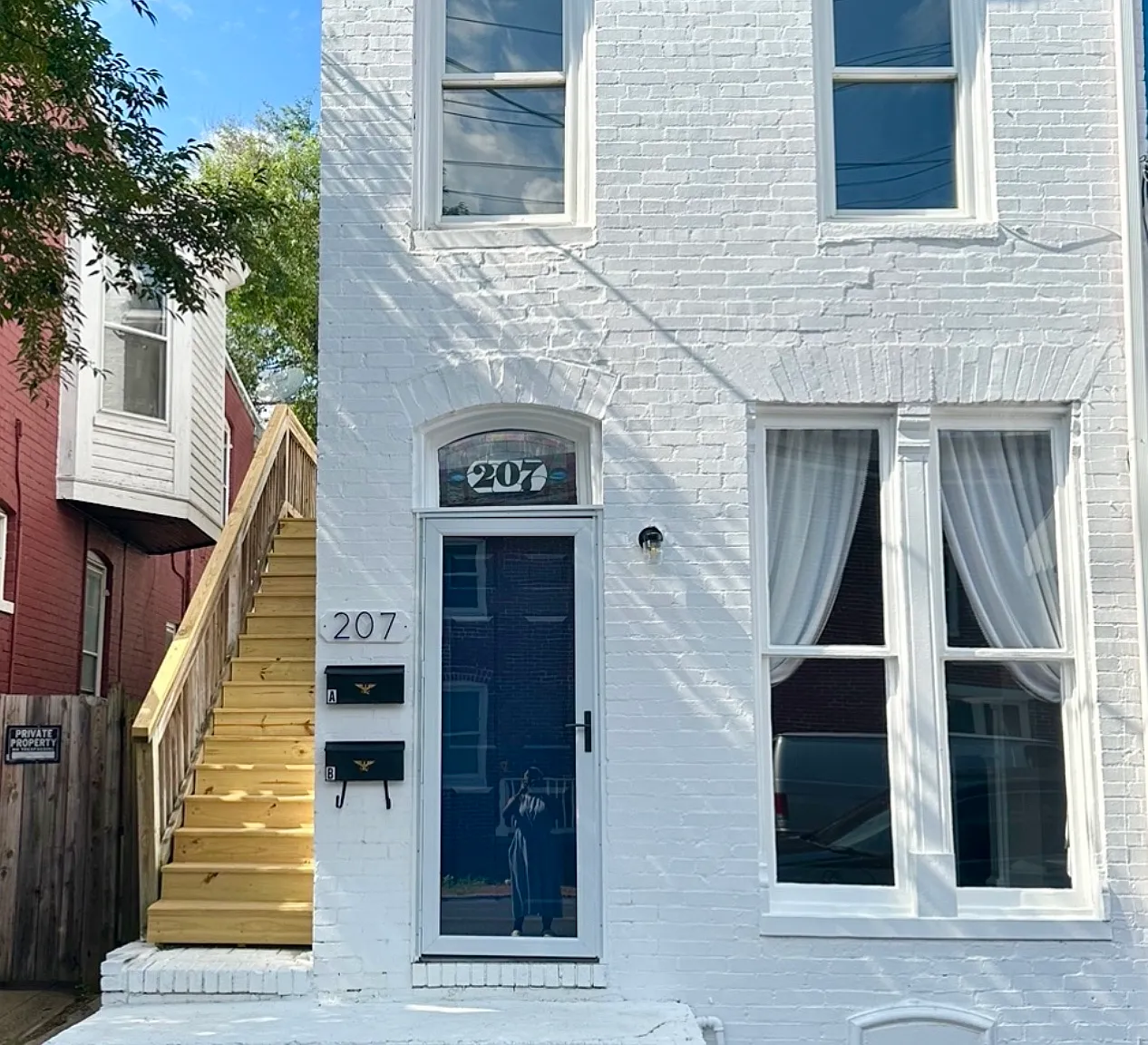 207 W 5th St — Photo 1