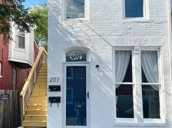 207 W 5th St Unit B, Frederick, MD 21701