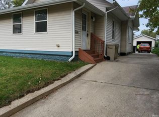830 S 25th St, South Bend, IN 46615