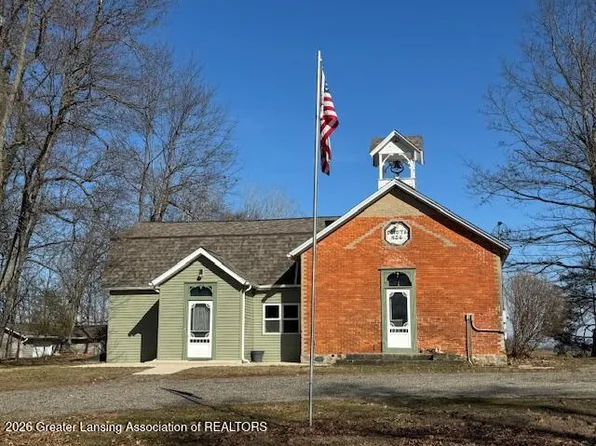 7430 Doyle Rd, Laingsburg, MI 48848