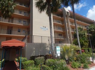 3755 Via Poinciana APT 512, Lake Worth, FL 33467