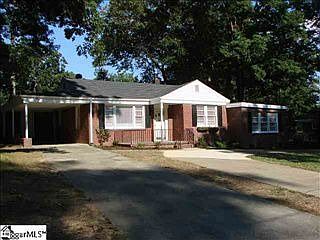 1st image of 113 Mayfair Dr