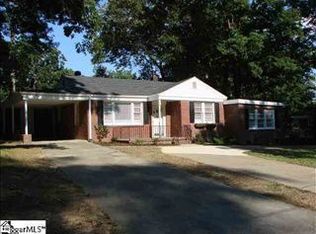 113 Mayfair Dr, Taylors, SC 29687