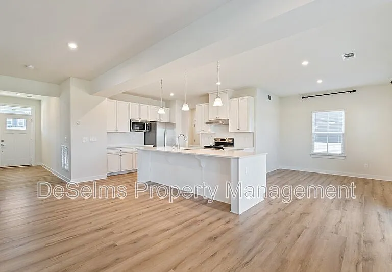3820 Pitchers Ln — Photo 13