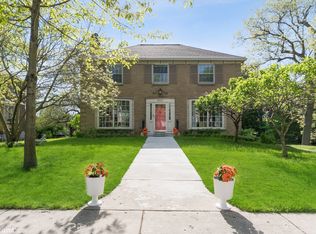 932 Brook St, Elgin, IL 60120