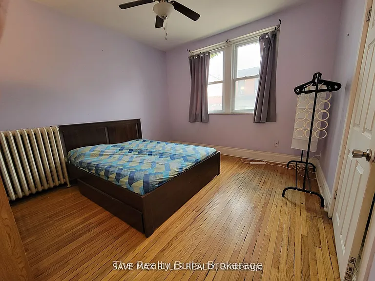 285 King St W #3 — Photo 5