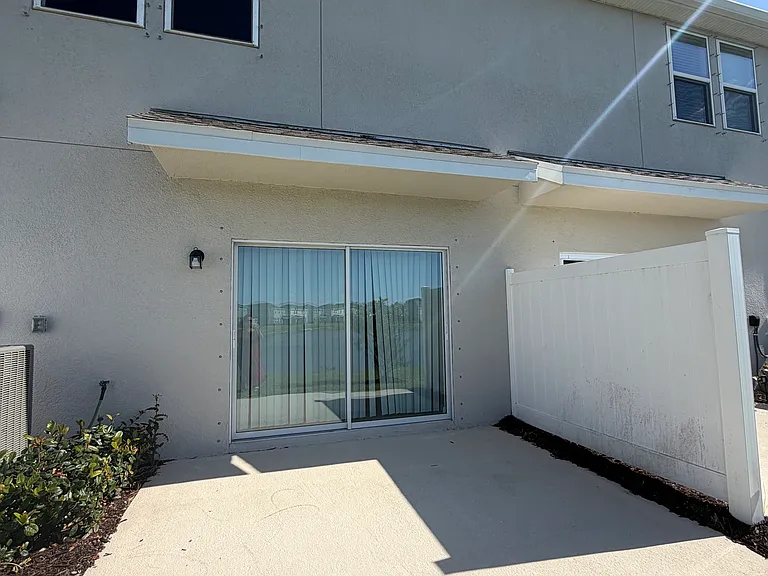 5730 Archipelago — Photo 8