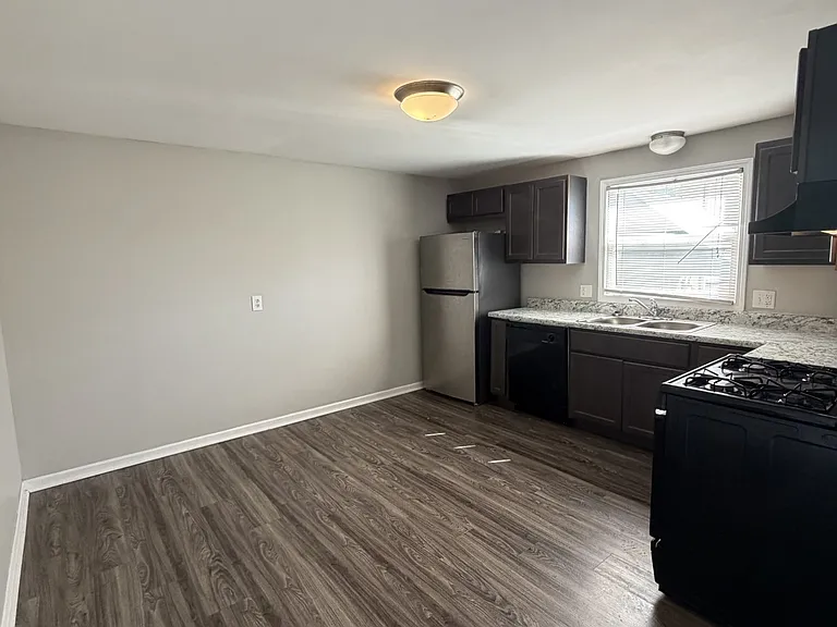 Parq on 8th — Photo 14