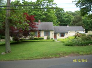 2952 Long Hill Rd, Guilford, CT 06437