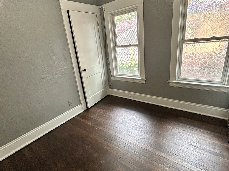 9102 Parkgate Ave — Photo 9