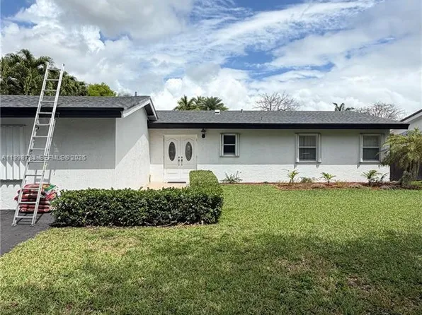 10241 SW 128th Ave, Miami, FL 33186