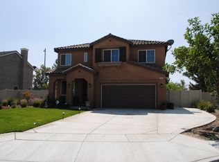 555 W James St, Rialto, CA 92376